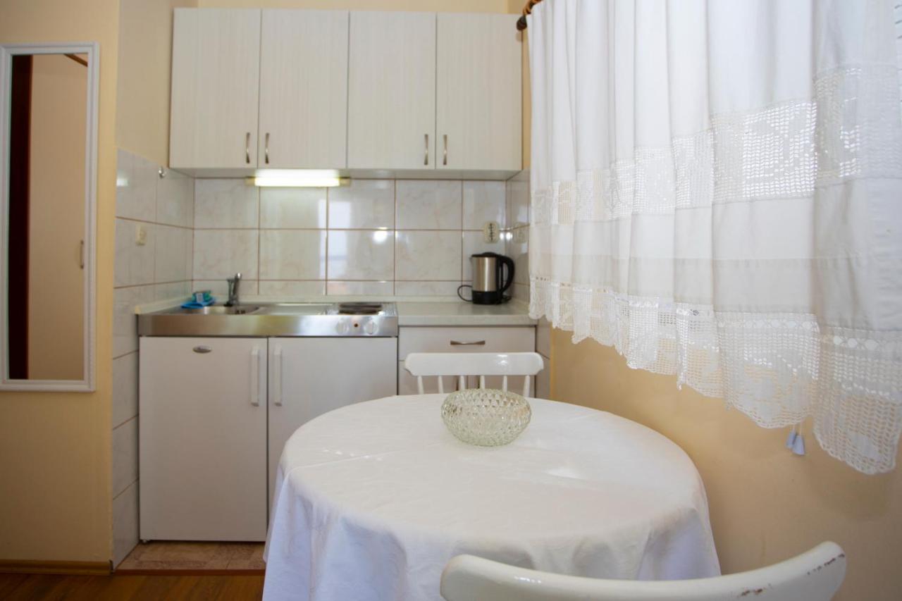 Apartmani Miki Podgora Kültér fotó