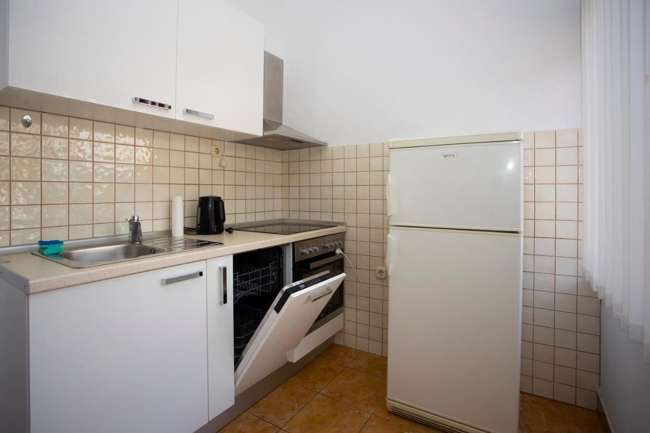 Apartmani Miki Podgora Kültér fotó