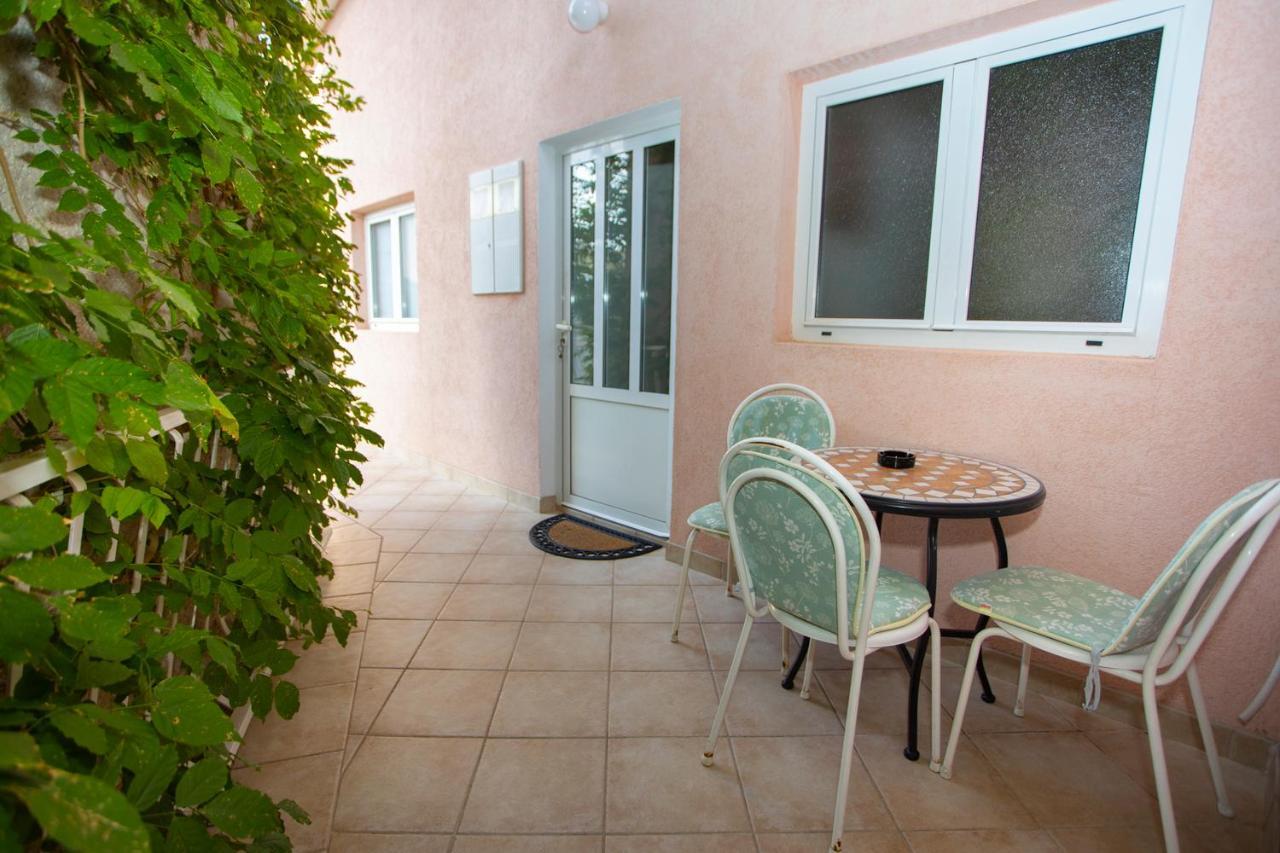 Apartmani Miki Podgora Kültér fotó