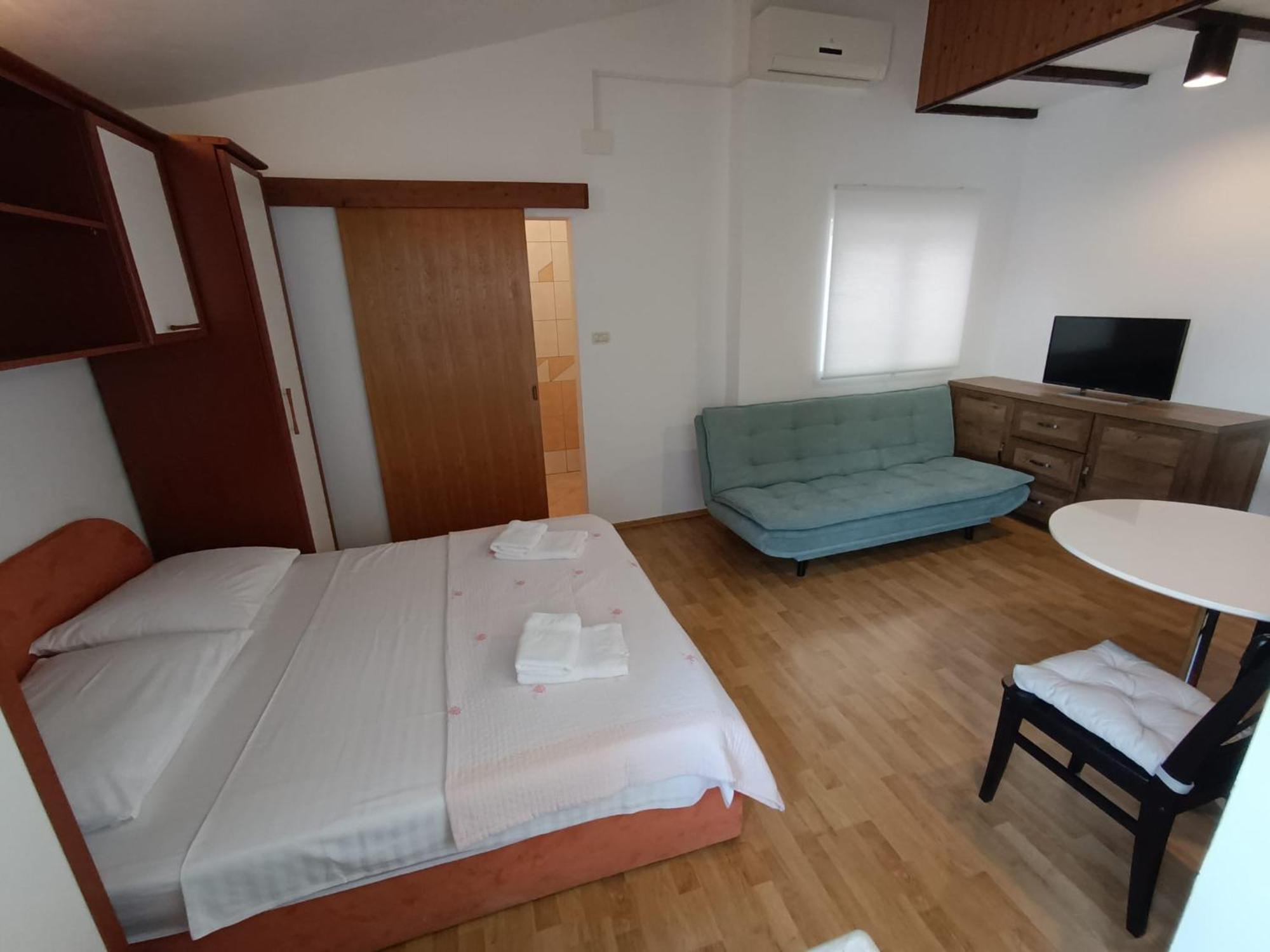 Apartmani Miki Podgora Kültér fotó